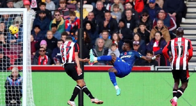 Watch the scissor kick goal by Mohammed Kudus in Brentford's loss.