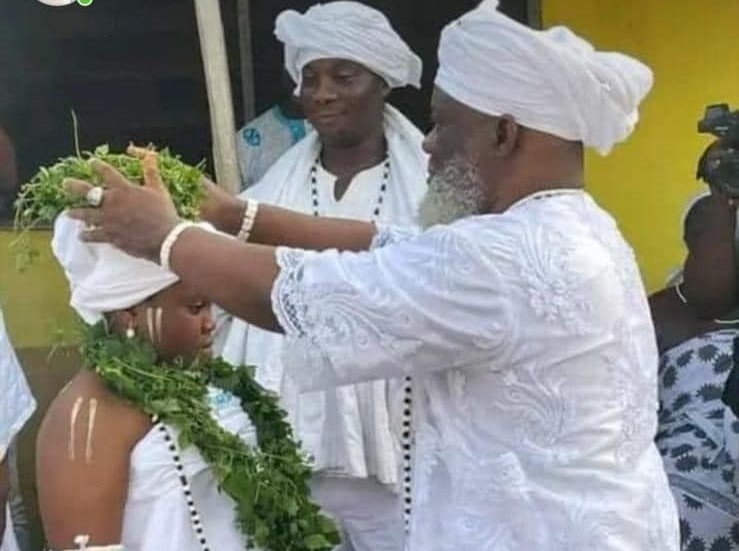 In a contentious traditional marriage in Nungua, Gborbu Wulomo, 63, marries a girl, 12.